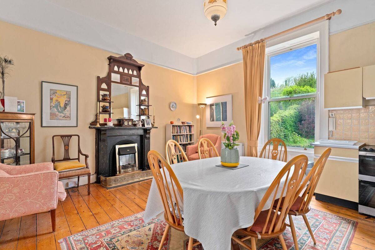 First floor Kitchen/dining