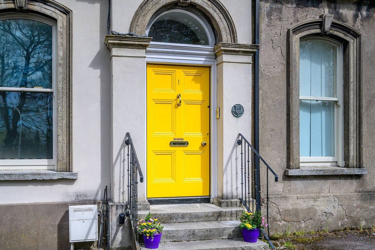Doorstep politics