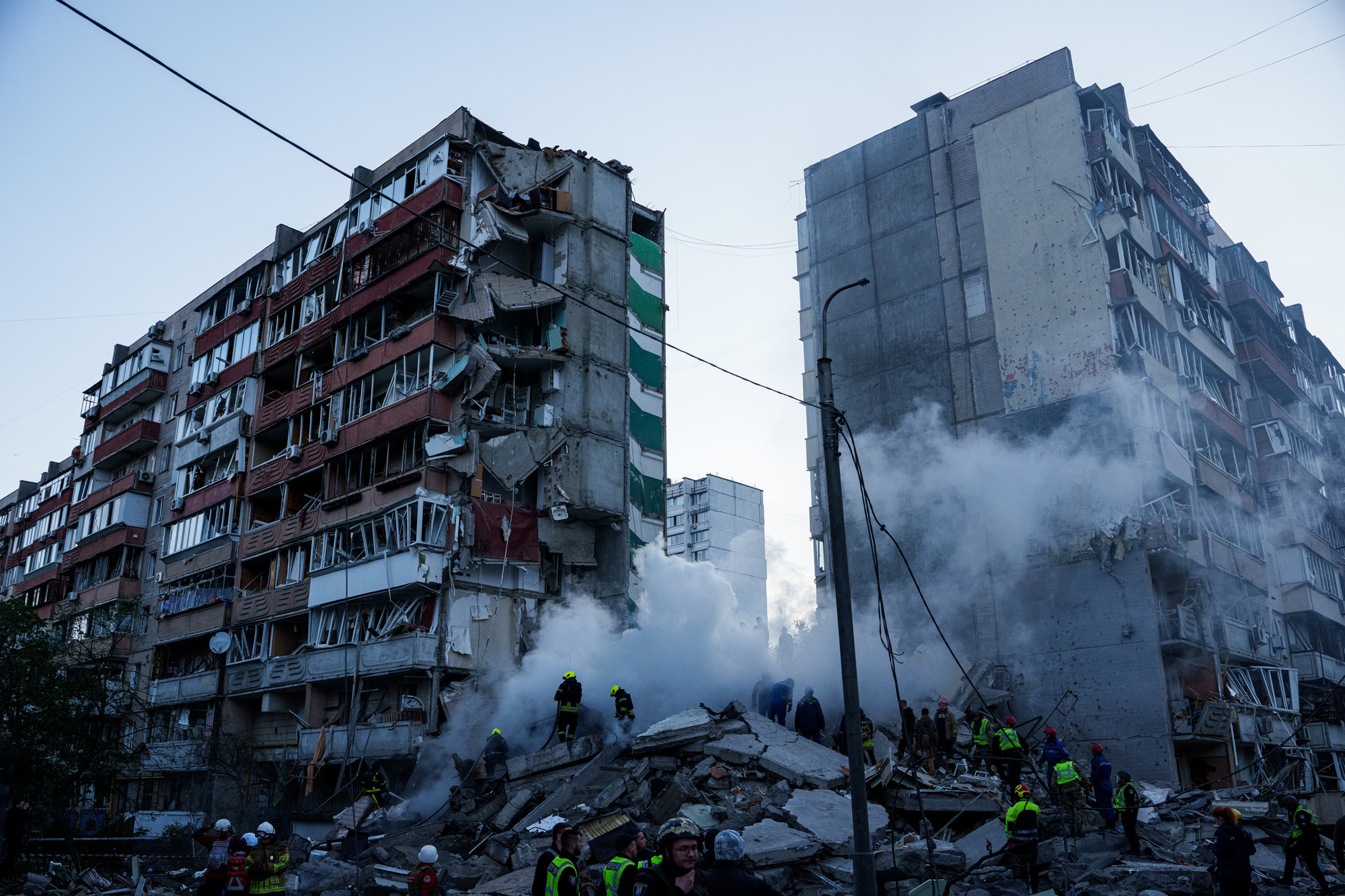 Death toll rises after attack on Kyiv apartment building