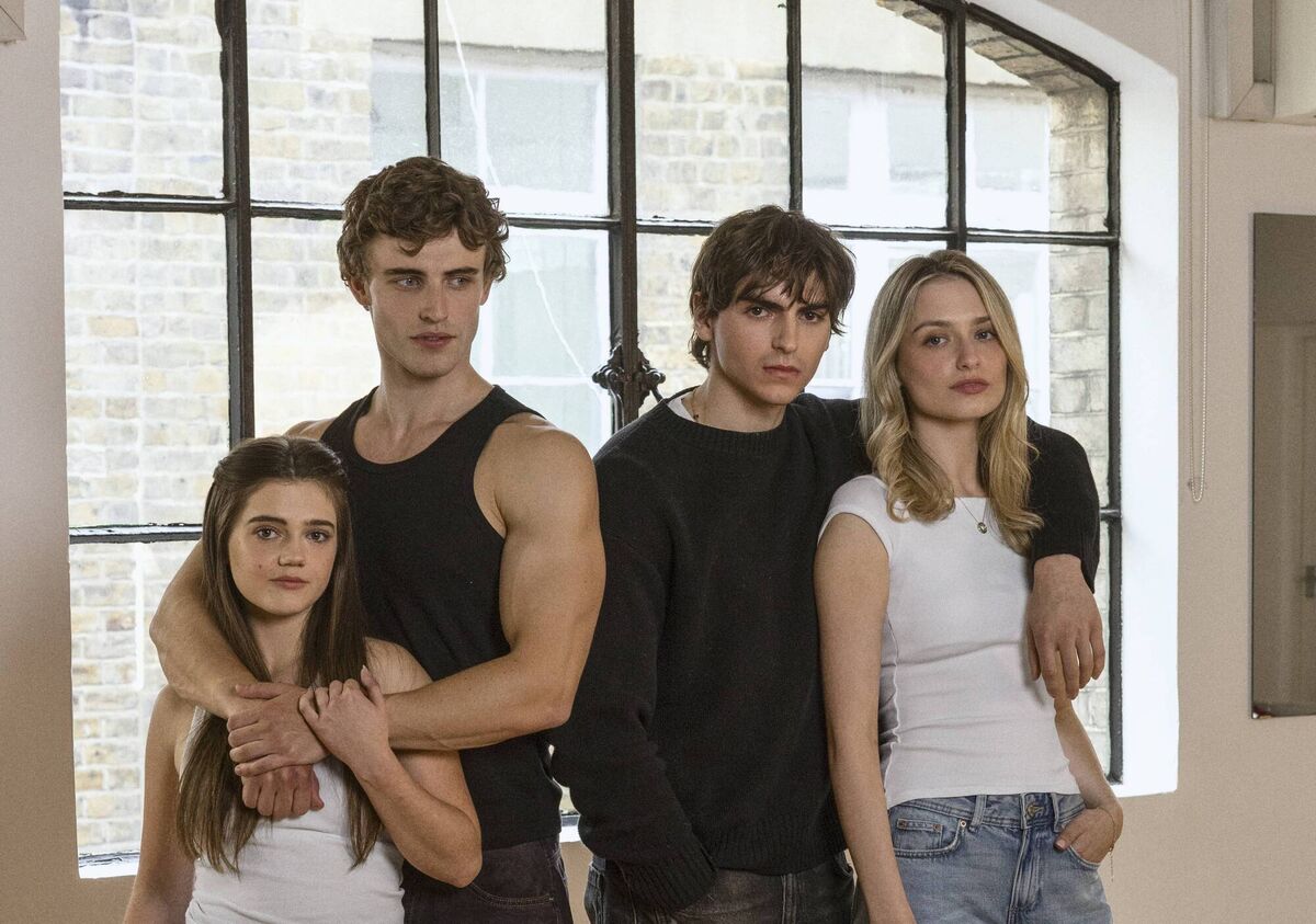 Nancy Surridge, Conor Sánchez, James O'Donoghue and Sophie McGibbon join Boys of Tommen Nancy Surridge, Conor Sánchez, James O'Donoghue and Sophie McGibbon join Boys of Tommen