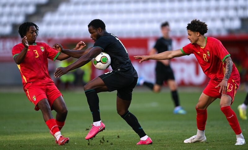 ON THE BALL: Millenic Alli of the Republic of Ireland in action against Joshua Lett, left, and Greg Sandiford of Grenada. Pic: Stephen McCarthy/Sportsfile