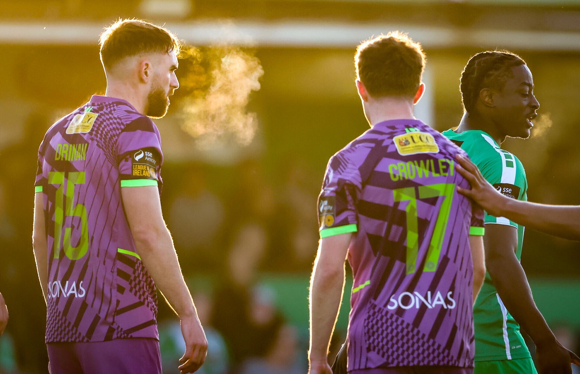 Cork City edge 10-man Longford Town to move five points clear at the top