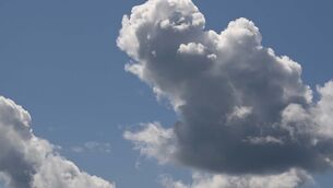 <p>Met Éireann said the weather is likely to become warmer. Picture: Denis Minihane.</p> <p>Met Éireann said the weather is likely to become warmer. Picture: Denis Minihane.</p>