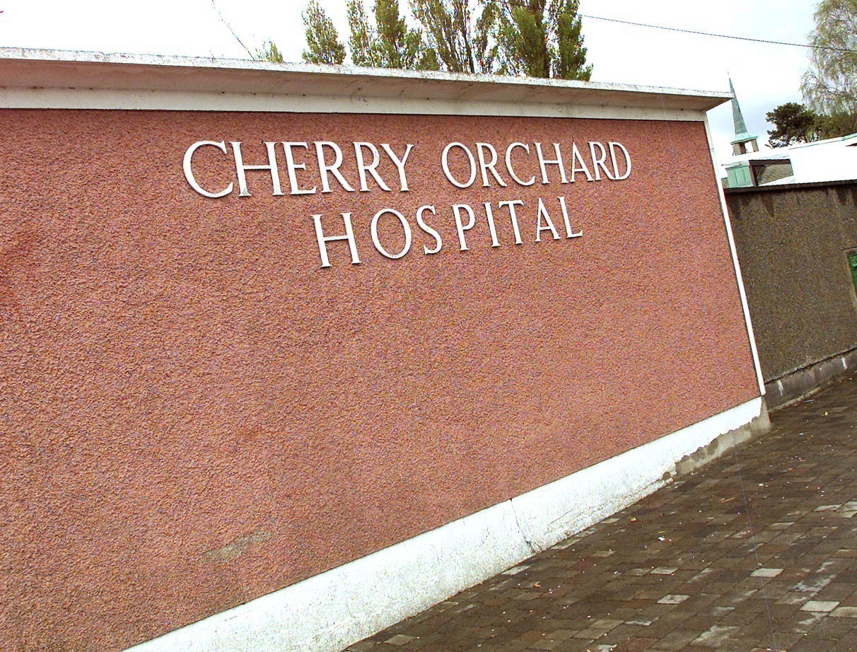 Parents had 'lost all hope' until their child was admitted to adolescent psychiatric unit, report shows