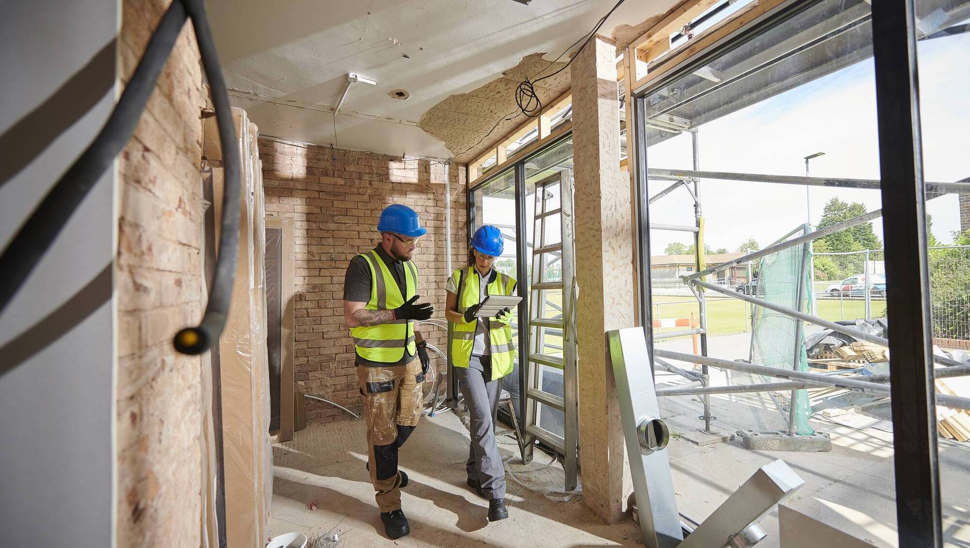 Get the best from home-building pros and tradespeople when renovating or extending