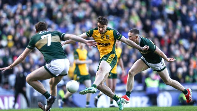 <p>WE MEET AGAIN: Donegal's Conor O'Donnell shoots to score against Kerry. Pic: ©INPHO/Tom Maher</p>