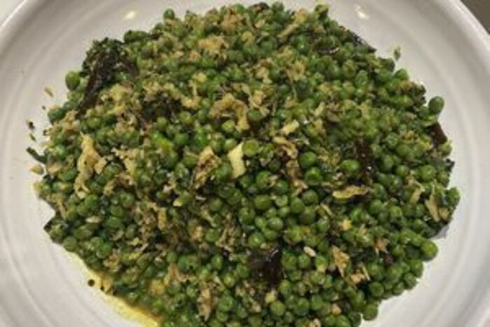 Green Peas with Coconut and Coriander