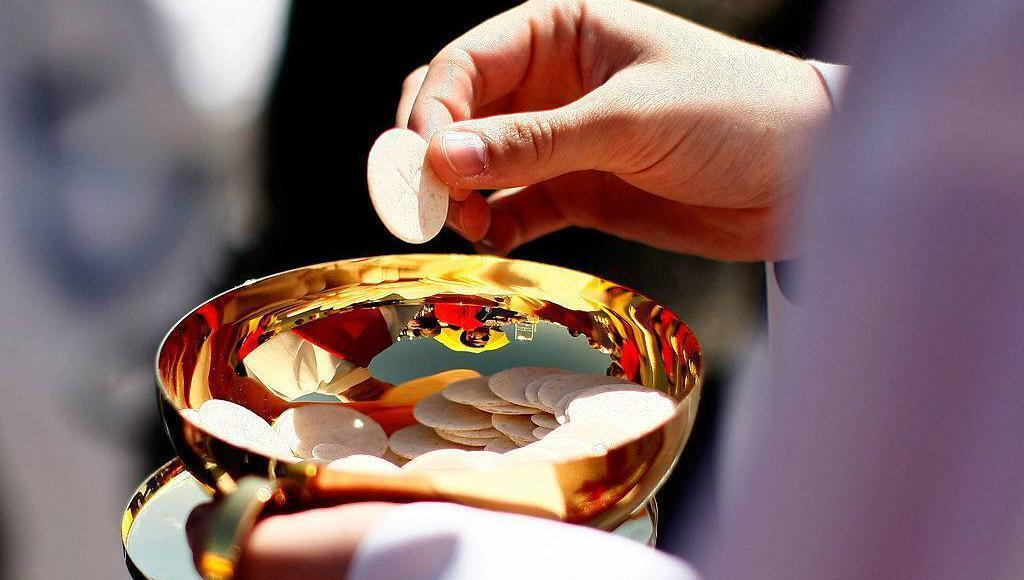 Aoife Cassidy: School sacraments have no place in modern education 