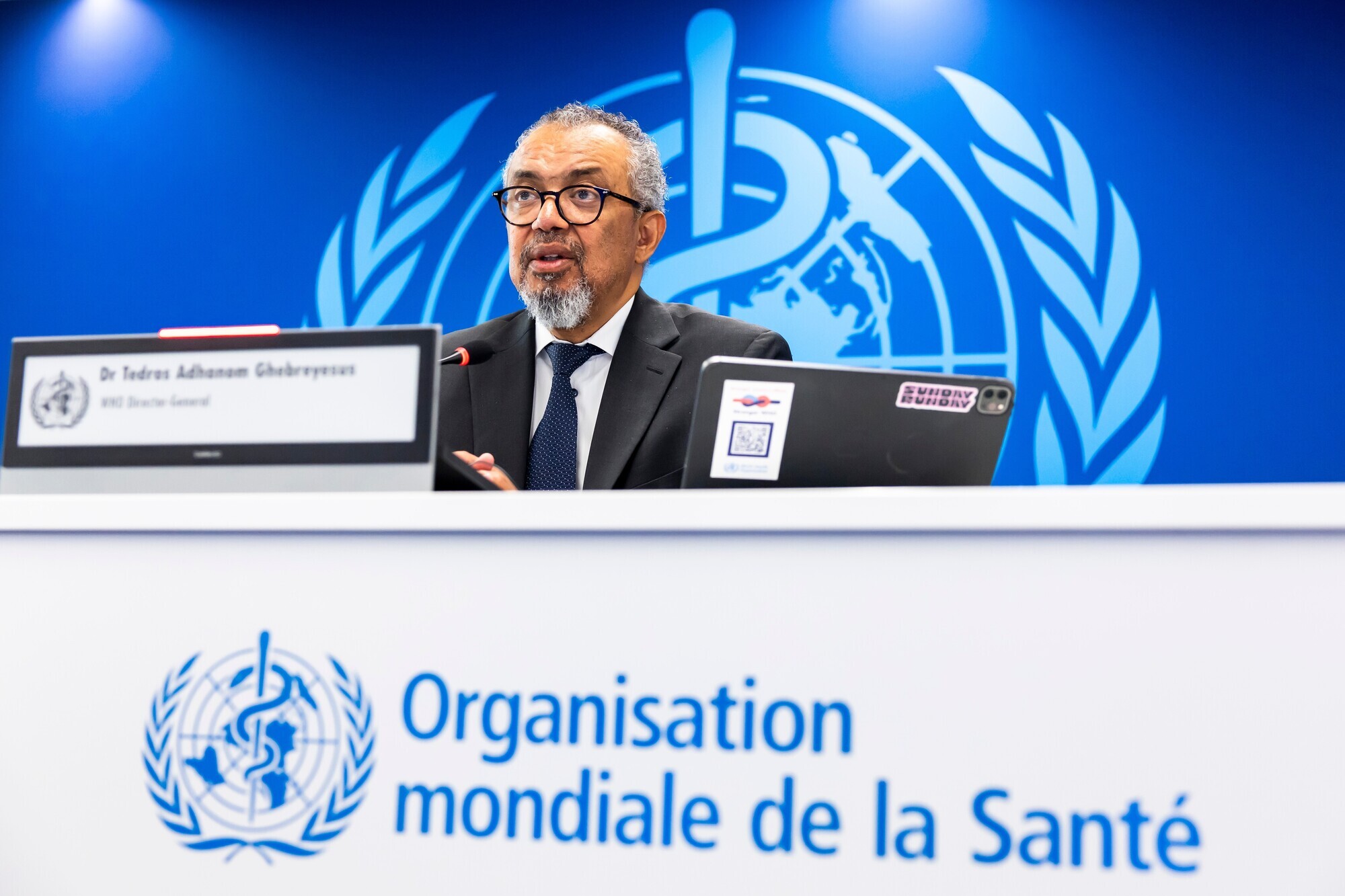 Risk of Ebola global spread is low, but high at regional levels, WHO says