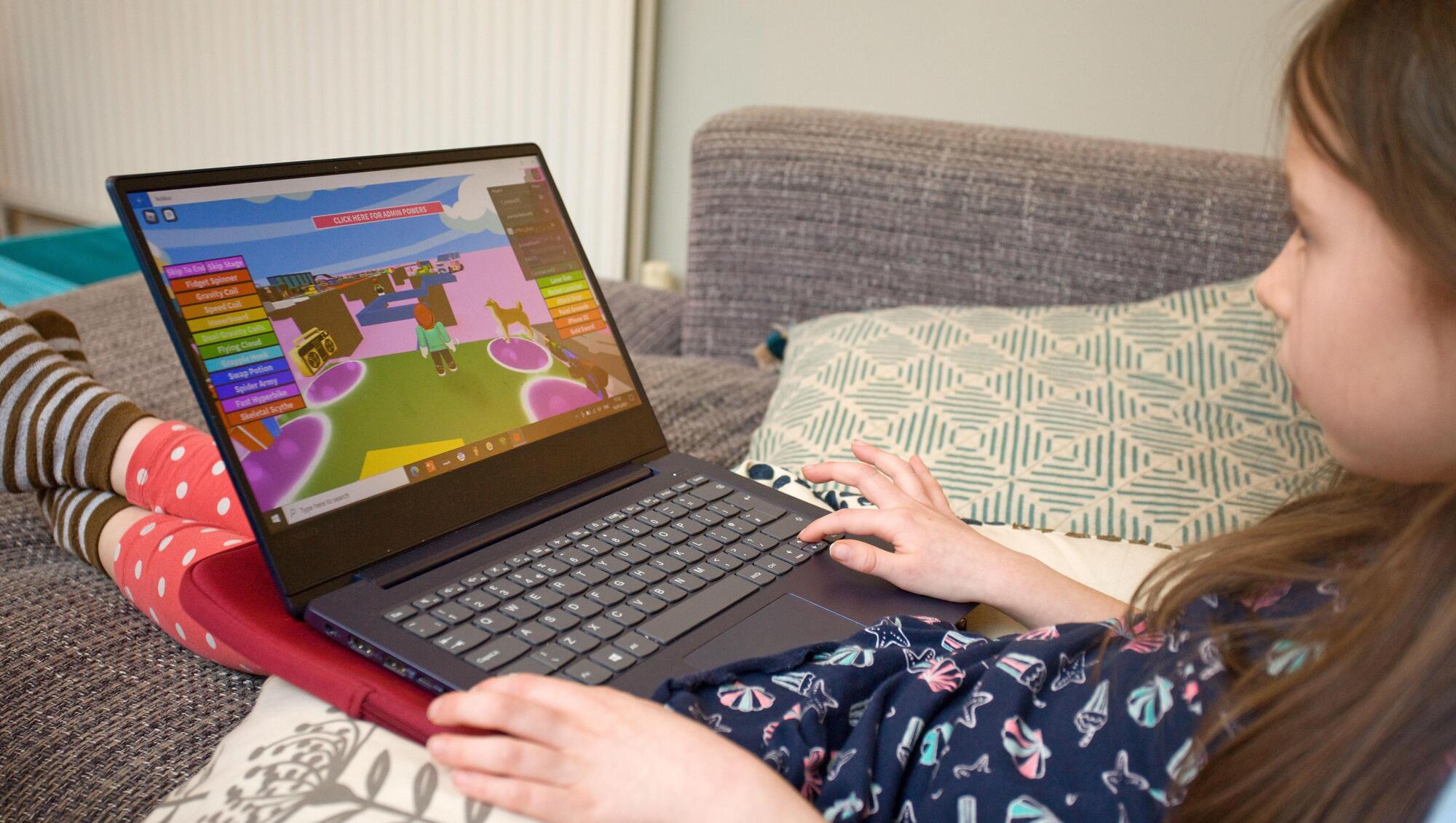 Children's platform Roblox 'repeatedly exposes children to sexual content and harmful adults'