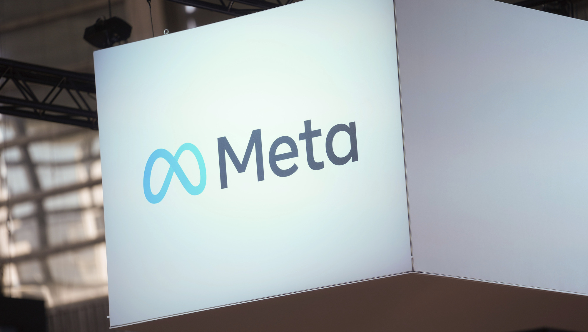 AI-related layoffs likely to continue without proper oversight, unions warn