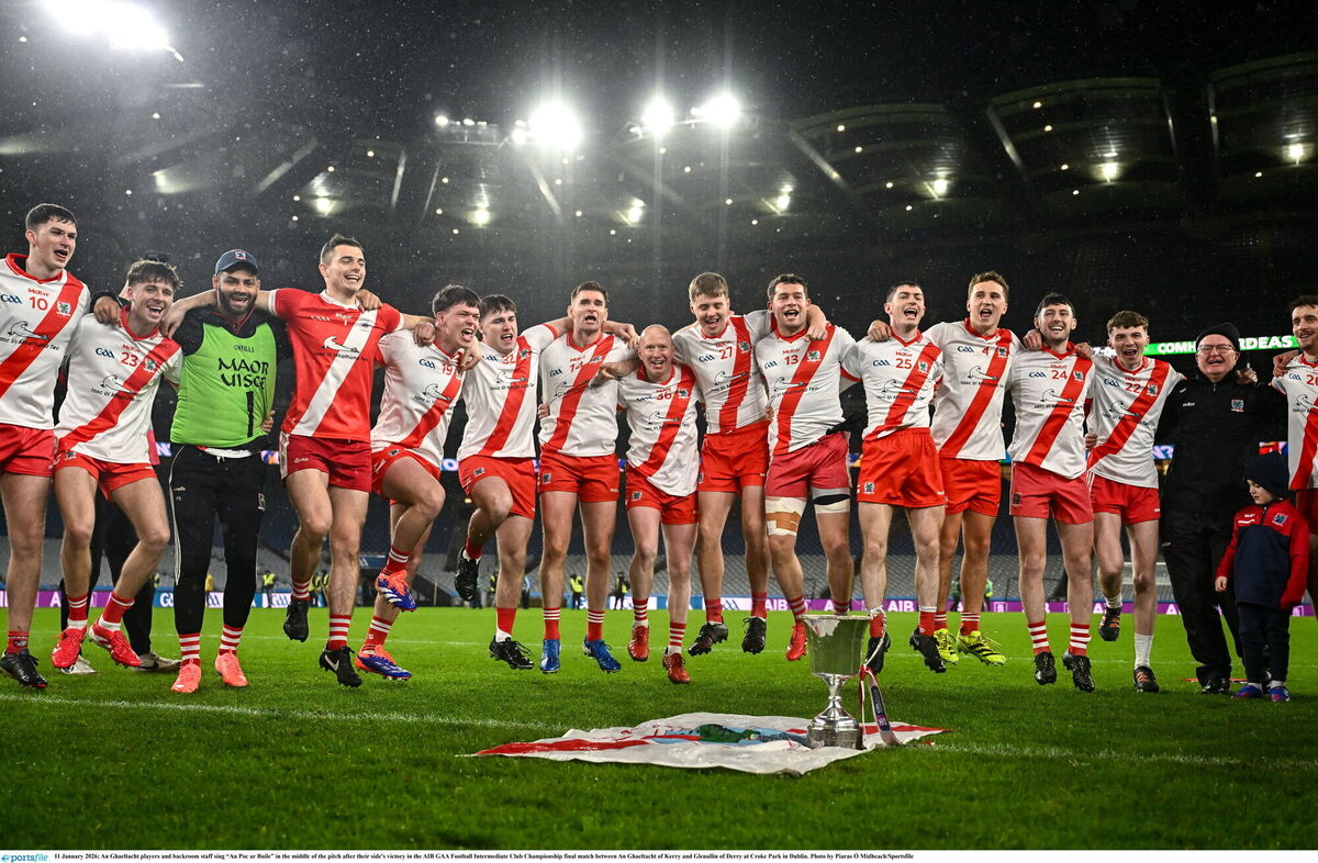 AR BÍS: An Ghaeltacht players and backroom staff sing 'An Poc ar Buile' in the middle of the pitch after their side's victory in the AIB GAA Football Intermediate Club Championship final in January. Picture: Piaras Ó Mídheach/Sportsfile AR BÍS: An Ghaeltacht players and backroom staff sing 'An Poc ar Buile' in the middle of the pitch after their side's victory in the AIB GAA Football Intermediate Club Championship final in January. Picture: Piaras Ó Mídheach/Sportsfile