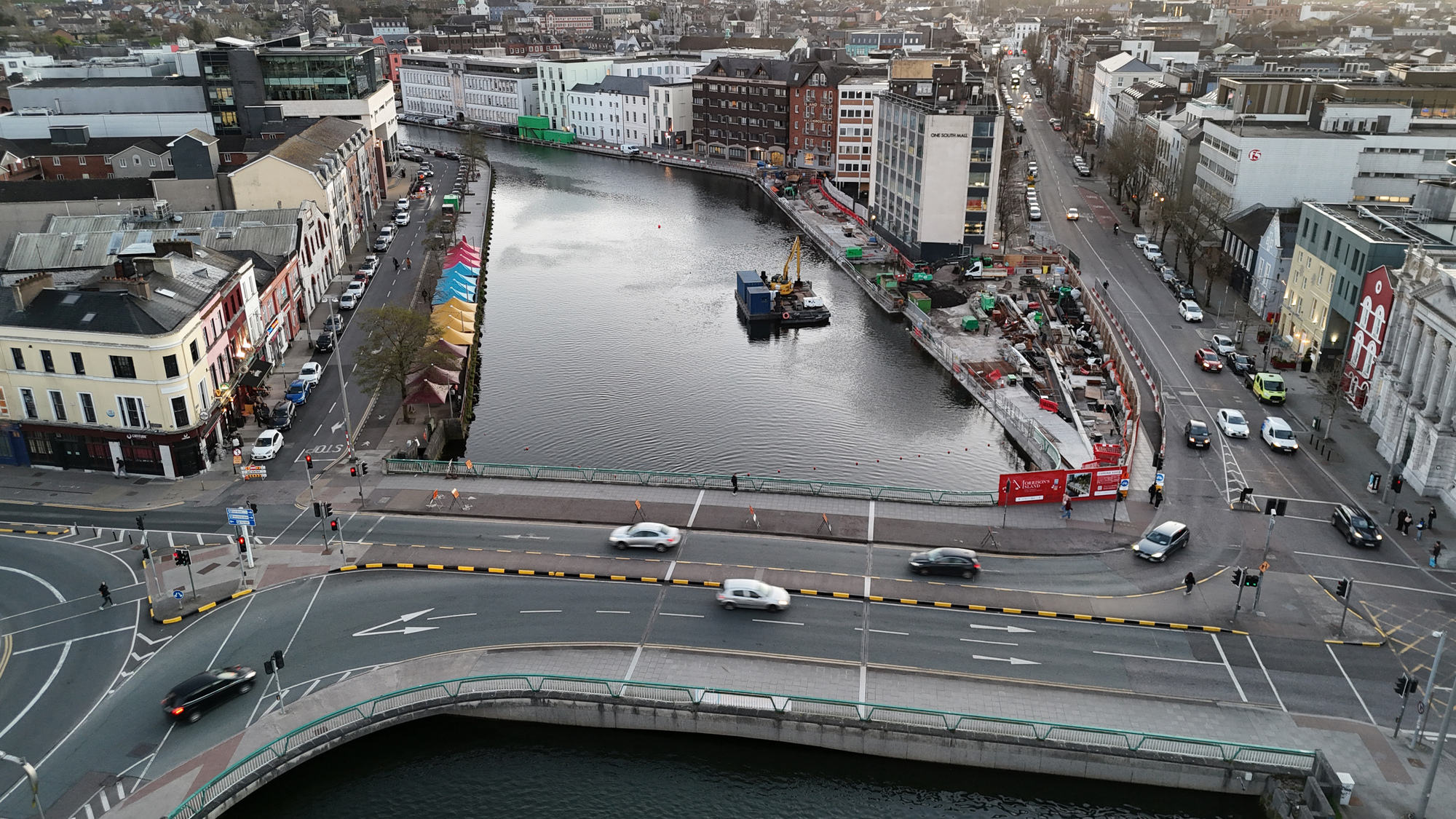 Cork man accused of trying to throw garda into River Lee to evade drug search remanded in custody