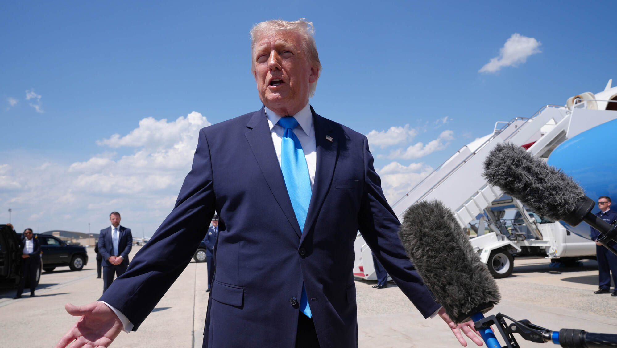 Trump pledges an additional 5,000 troops for Poland in apparent u-turn