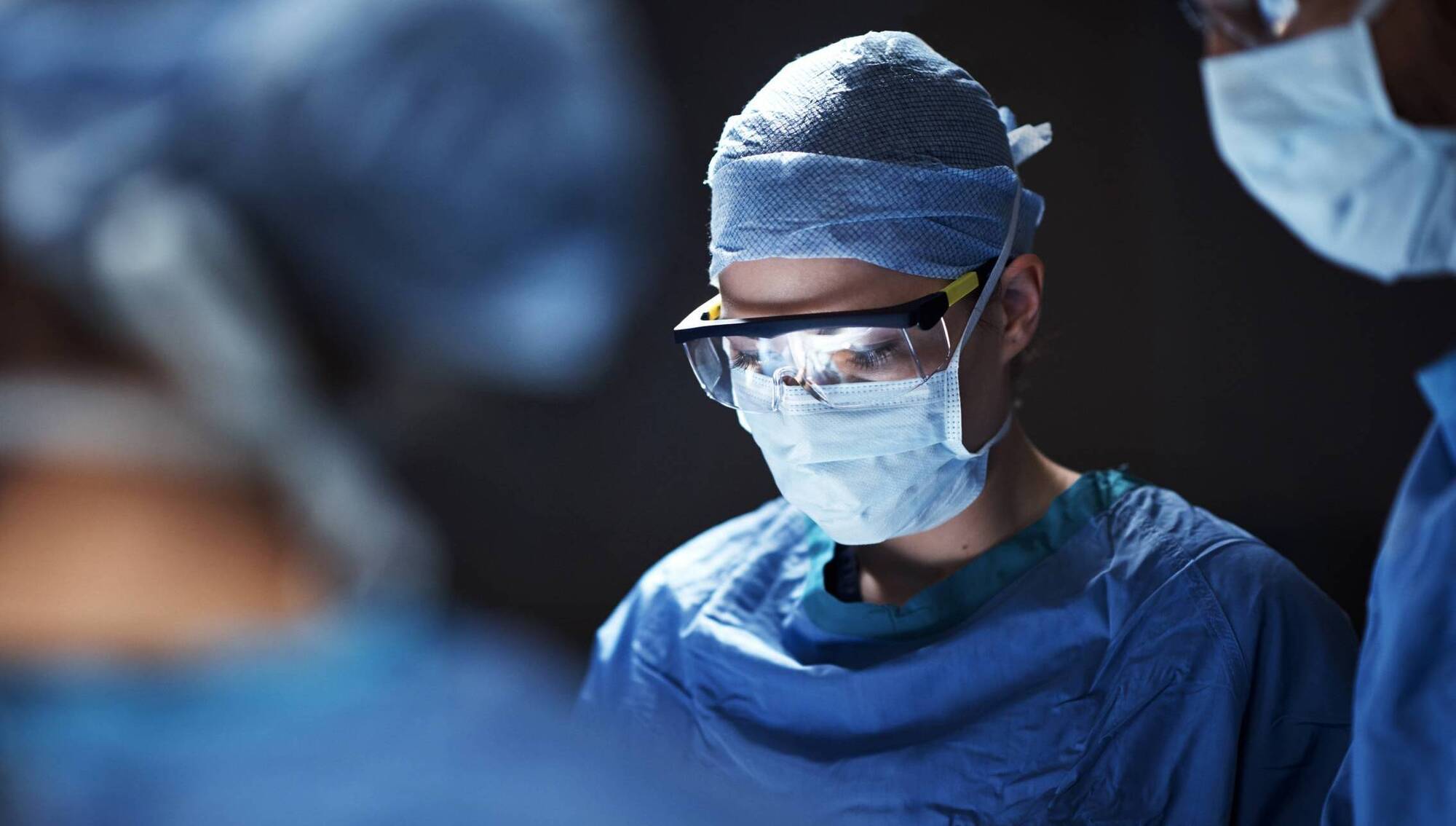 Just 47% of female doctors found it easy to set up maternity leave – survey