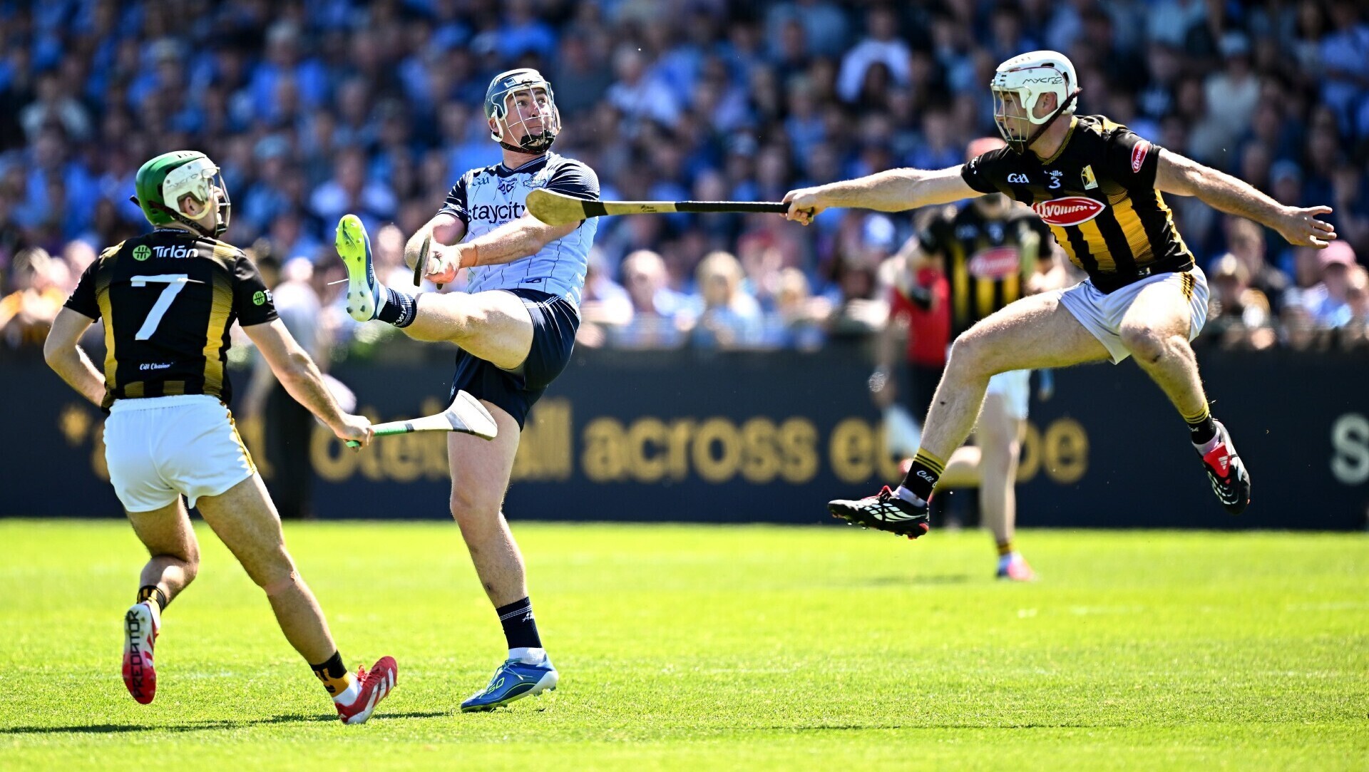 Minute-by-minute live Leinster SHC and All-Ireland SFC updates