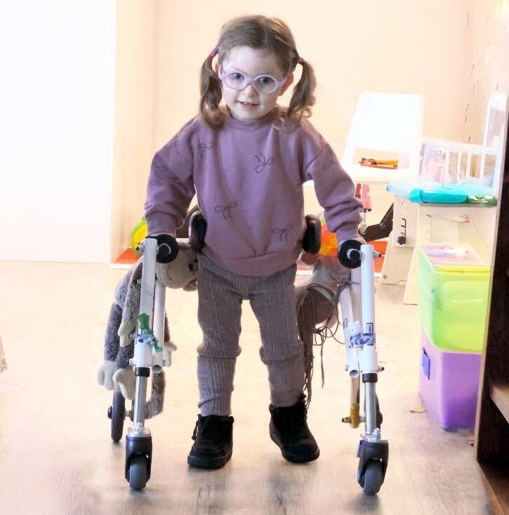 Eve attends equine therapy, physiotherapy, occupational therapy, and intensive rehabilitation programmes. Eve attends equine therapy, physiotherapy, occupational therapy, and intensive rehabilitation programmes.