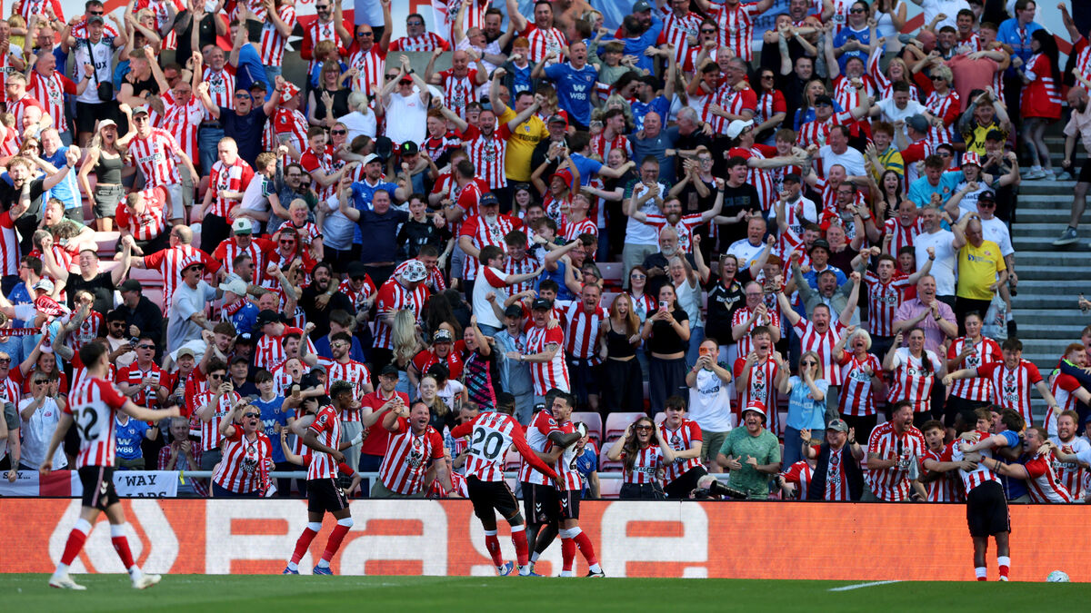 Sunderland soar into Europa League but chaotic Chelsea miss out altogether