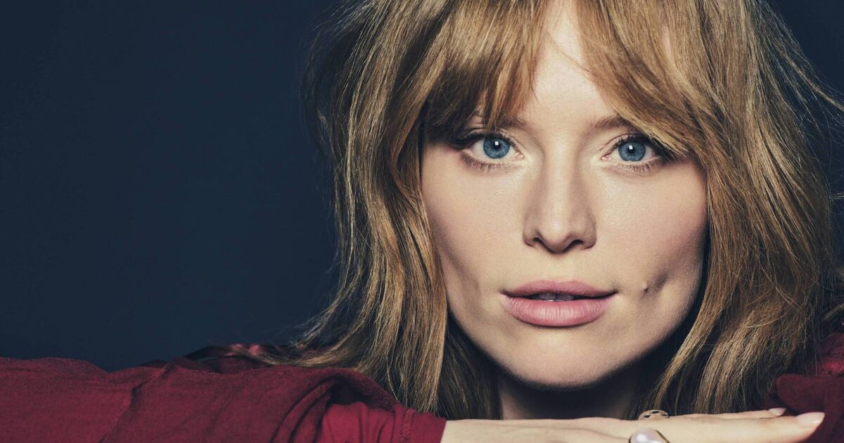 Freya Ridings on her Cork connections: 'This family were holding up a piece of paper'
