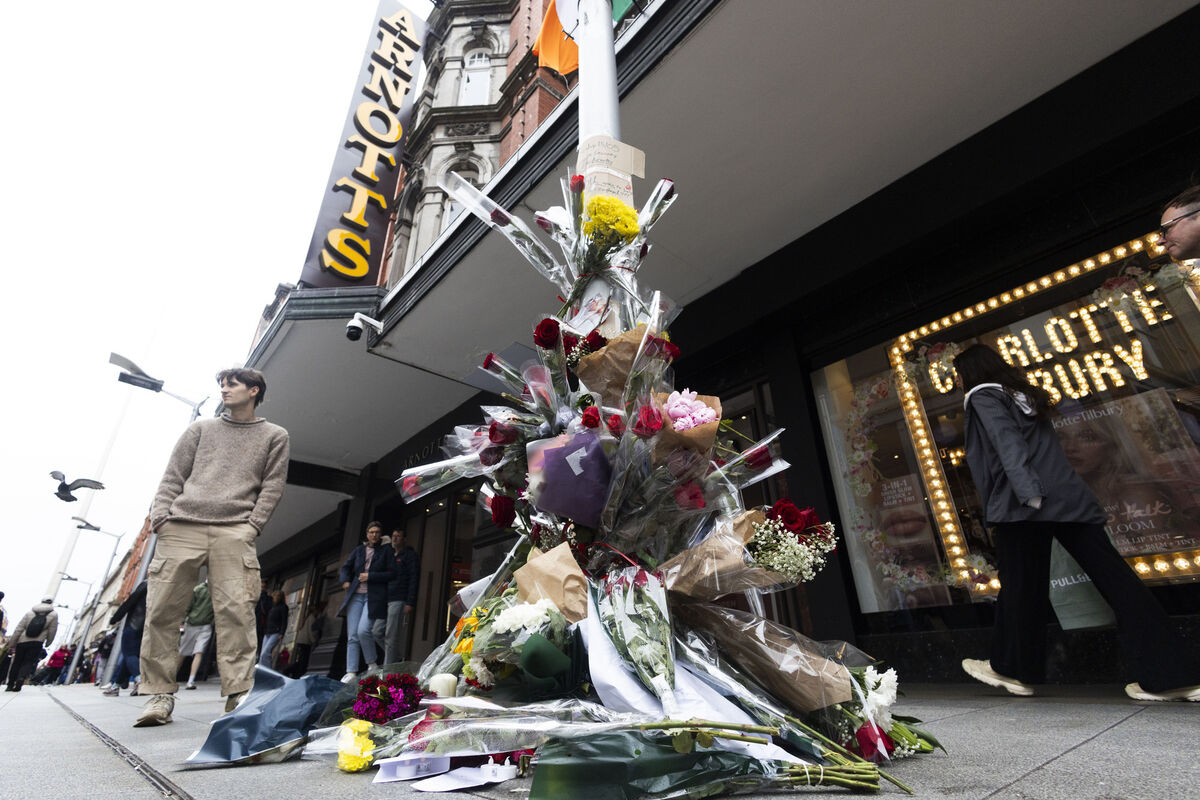 Flowers left at the scene on Henry St where Yves Sakila was restrained, and later died. The incident has made headlines internationally. File picture: Sam Boal/Collins Flowers left at the scene on Henry St where Yves Sakila was restrained, and later died. The incident has made headlines internationally. File picture: Sam Boal/Collins