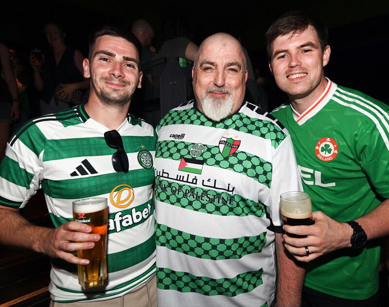 Séamas Ó Géibheannaigh with Lorcán Ó Géibheannaigh and Lil 'Ráiní Ó Géibheannaigh. Picture: Eddie O'Hare Séamas Ó Géibheannaigh with Lorcán Ó Géibheannaigh and Lil 'Ráiní Ó Géibheannaigh. Picture: Eddie O'Hare