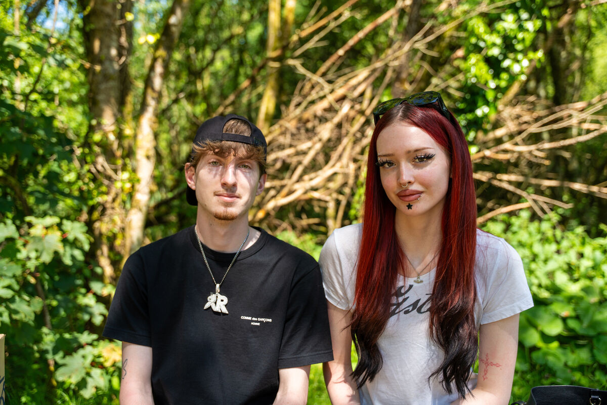 Enjoying some shade near the Atlantic pond, Rob Lukins and Portia Lehane. Picture: Noel Sweeney Enjoying some shade near the Atlantic pond, Rob Lukins and Portia Lehane. Picture: Noel Sweeney