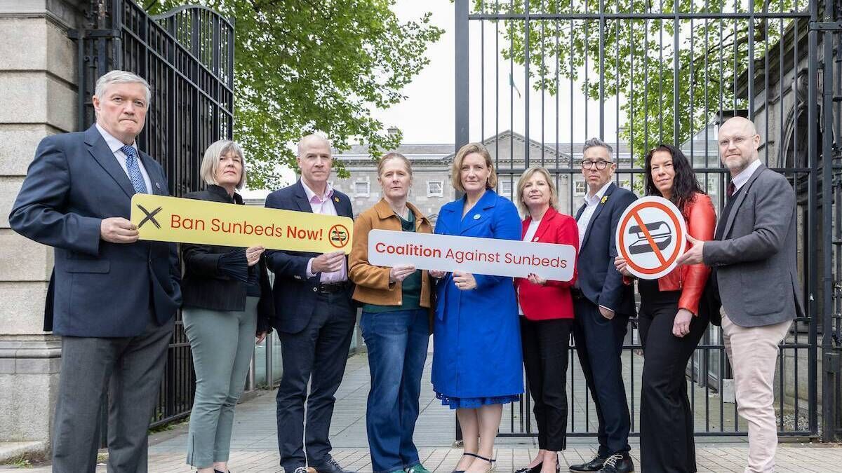 Coalition of doctors and cancer patients calls for blanket ban on sunbeds