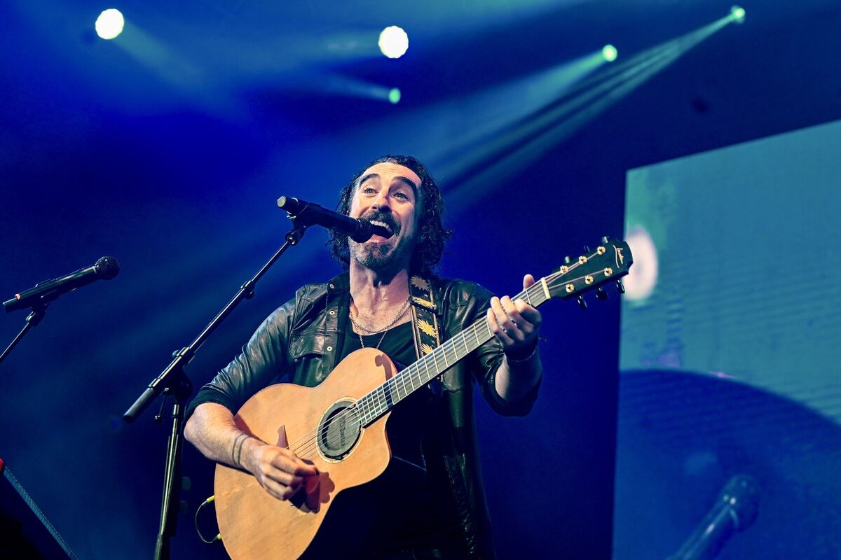 Danny O’Reilly of The Coronas pictured on stage at Live at the Marquee, delivering an electric performances. Picture Chani Anderson Danny O’Reilly of The Coronas pictured on stage at Live at the Marquee, delivering an electric performances. Picture Chani Anderson