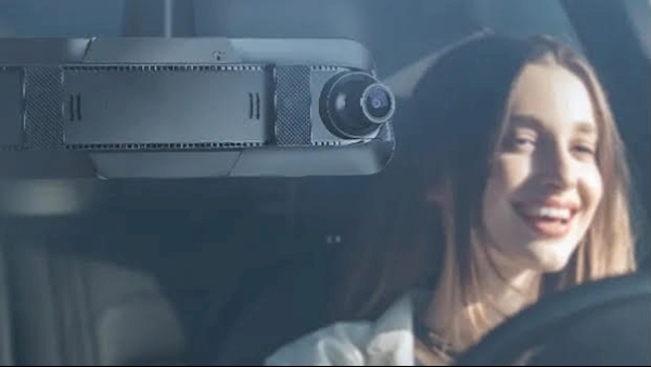 Large display makes VanTop H610 dashcam a decent choice