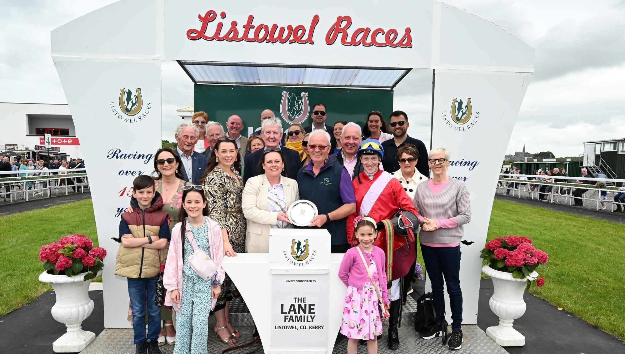 Ballyadam seals Listowel double for Henry de Bromhead