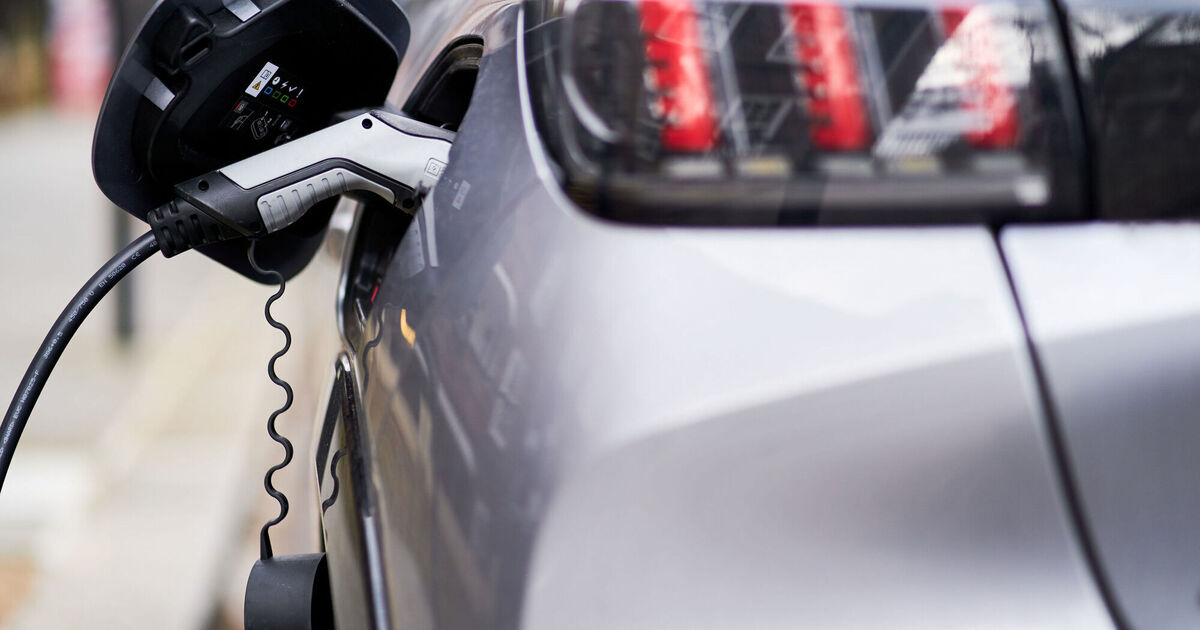 Searches for electric cars nearly double in the last year, DoneDeal says
