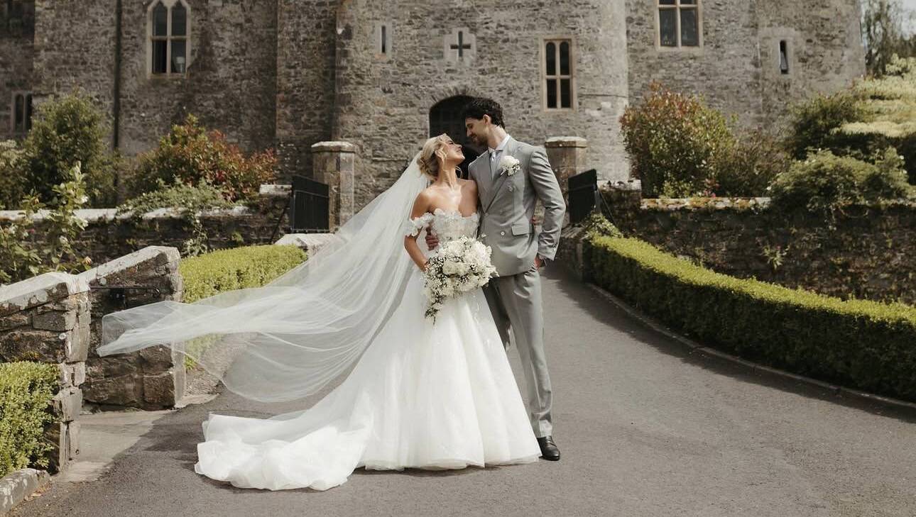 'I found you': DWTS dancer Laura Nolan marries Matthew MacNabb at Kilkea Castle