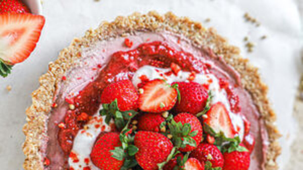 No-Bake Strawberry Tart