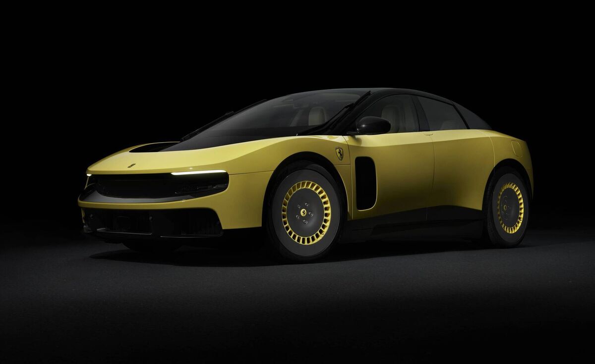 Ferrari Luce