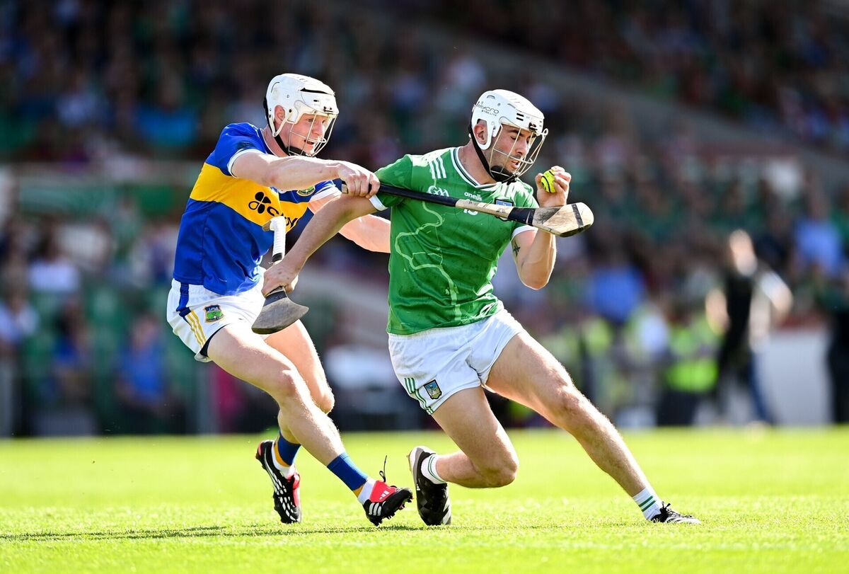 Gillane spins Bryan O'Mara at TUS Gaelic Grounds. Picture: Stephen McCarthy/Sportsfile