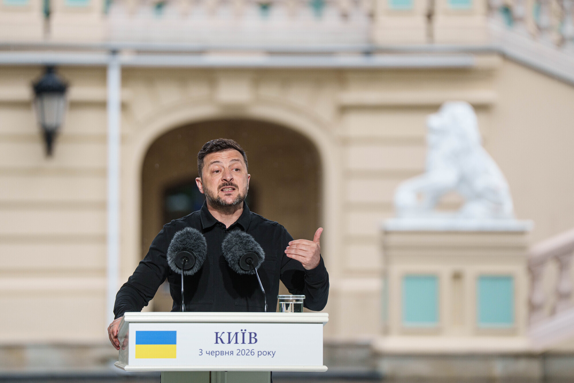 Zelensky calls on Putin for direct negotiations in public letter