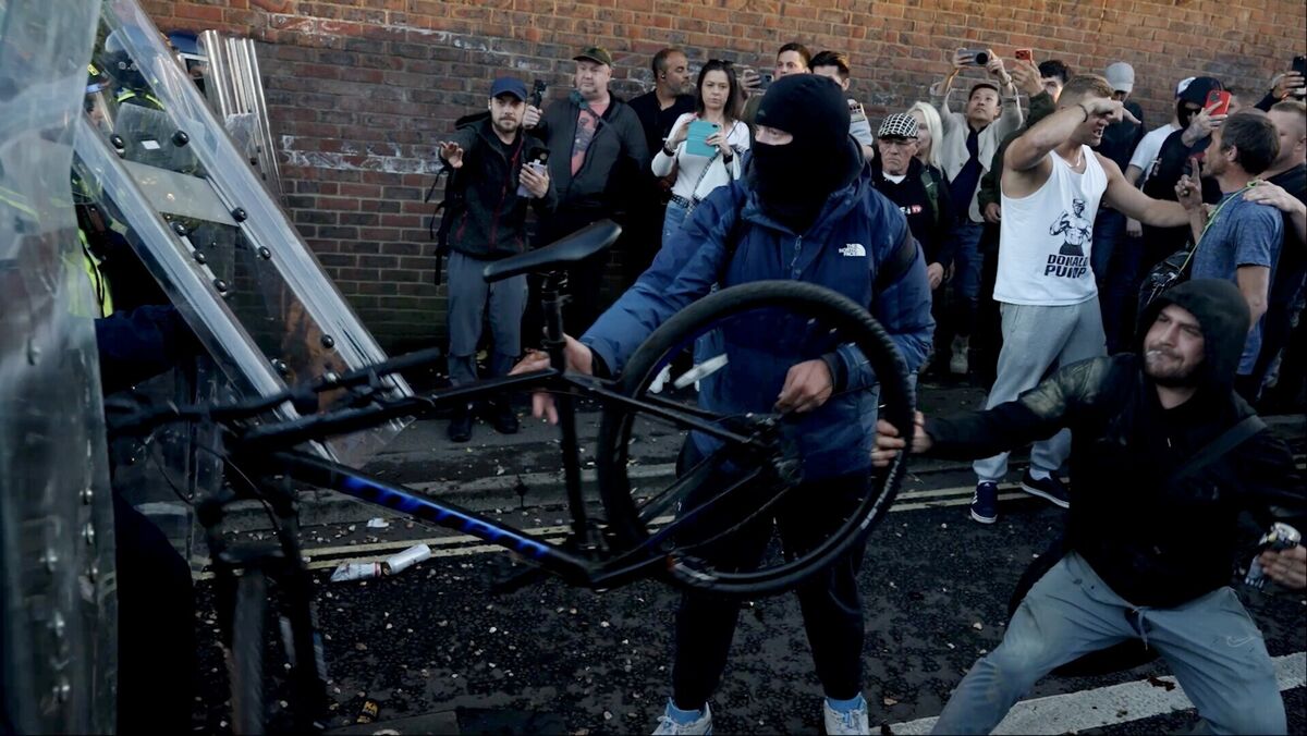 Police and protestors clashing in Southampton following the death of Henry Nowak, despite the explicit wishes of Nowak’s family that 'we do not want [Henry’s] death to be used to create further division, hatred or tension'. Photo: Jamie Lashmar/PA