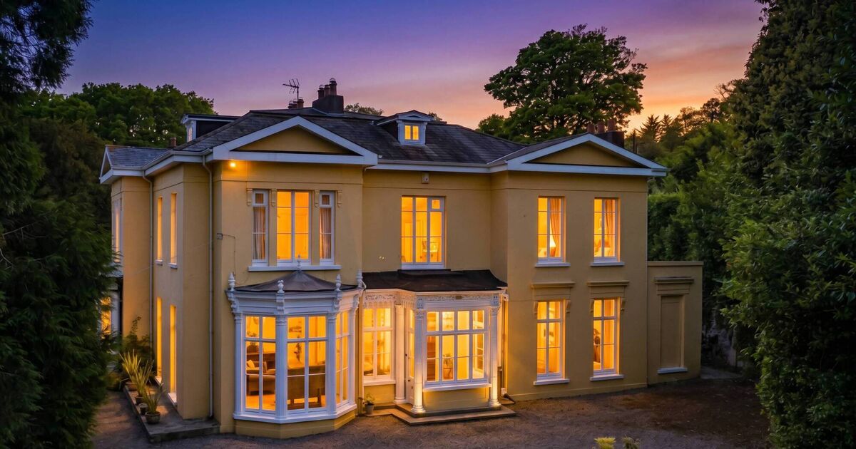 Marmullane House is a top home steeped in harbour heritage