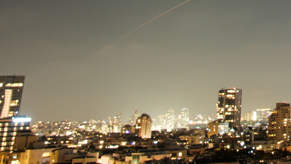 Israel strikes Iran despite calls for restraint from UK and US
