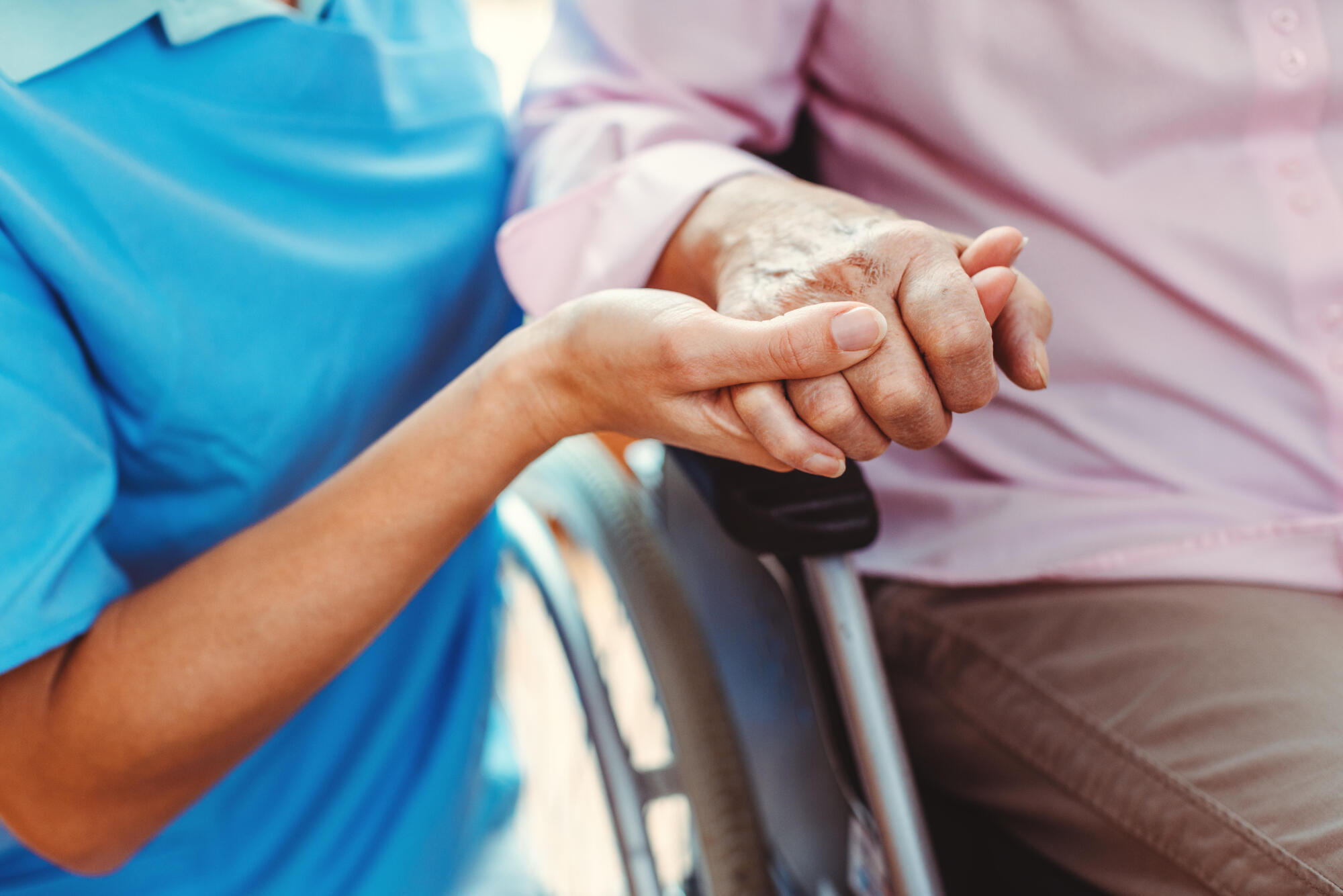 Night staff at nursing home unaware of infection outbreak