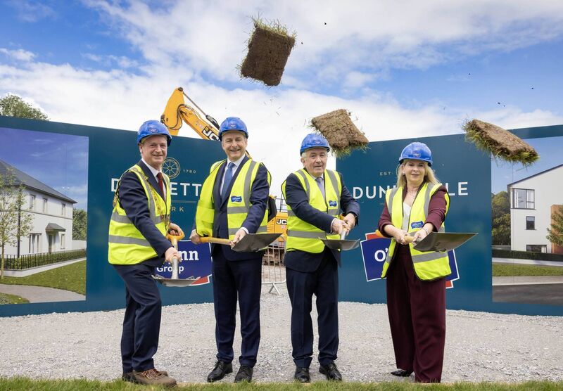 Pictured (L-R) is Fergal Dennehy, Lord Mayor of Cork City, An Taoiseach Micheál Martin, Michael O’Flynn, Founder and CEO, O’Flynn Group, and Valerie O’Sullivan, CEO of Cork City Council, at the launch of O’Flynn Group’s Dunkettle housing scheme in Co. Cork. Pictured (L-R) is Fergal Dennehy, Lord Mayor of Cork City, An Taoiseach Micheál Martin, Michael O’Flynn, Founder and CEO, O’Flynn Group, and Valerie O’Sullivan, CEO of Cork City Council, at the launch of O’Flynn Group’s Dunkettle housing scheme in Co. Cork.