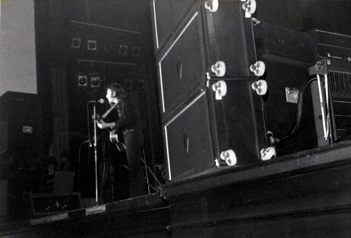 Rory Gallagher on stage in Cork City Hall. Picture: Pat Galvin Rory Gallagher on stage in Cork City Hall. Picture: Pat Galvin