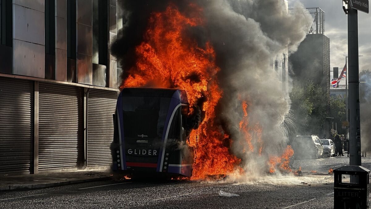 Protesters set fire to Glider bus in Belfast follo