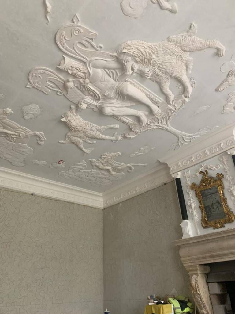 CastleFreke: free-form ceiling stuccowork