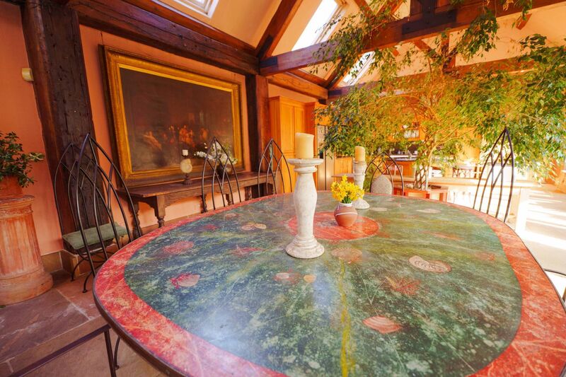 Nights at the round table? Nights at the round table?