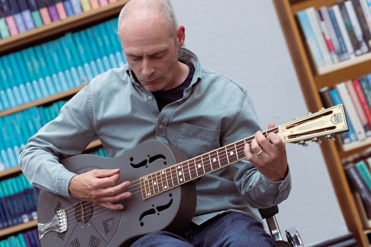 Ari Sheehan playing a Rory Gallagher song at the launch. Ari Sheehan playing a Rory Gallagher song at the launch.