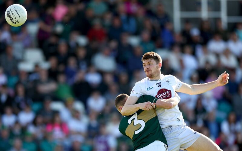 Kerry’s Jason Foley and Kevin Feely of Kildare. Pic: ©INPHO/James Crombie. Kerry’s Jason Foley and Kevin Feely of Kildare. Pic: ©INPHO/James Crombie.