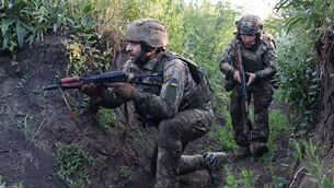 Ukrainian soldiers practise military skills at a training ground near the frontline in the Zaporizhzhia region (Andriy Andriyenko/Ukraine’s 65th Mechanized Brigade via AP) Ukrainian soldiers practise military skills at a training ground near the frontline in the Zaporizhzhia region (Andriy Andriyenko/Ukraine’s 65th Mechanized Brigade via AP)