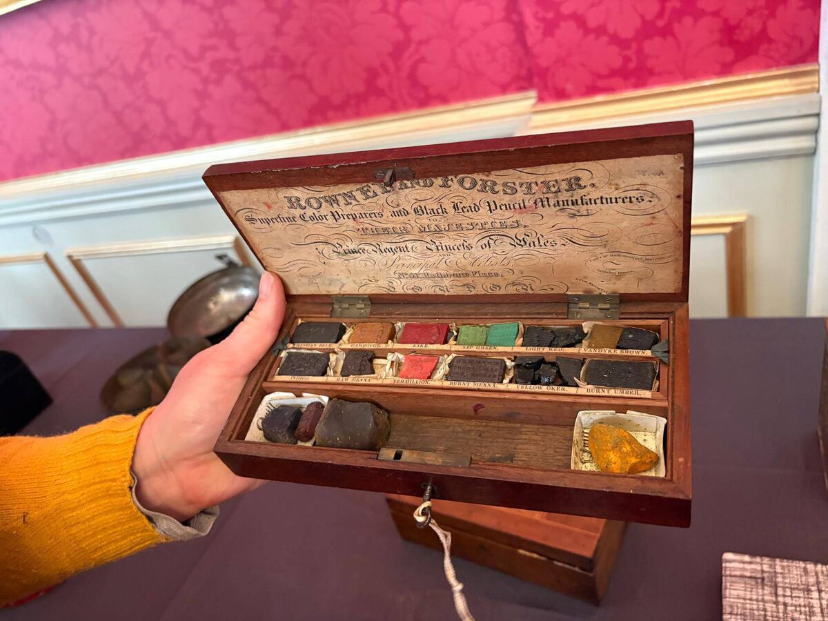 A paintbox from Fota House. A paintbox from Fota House.
