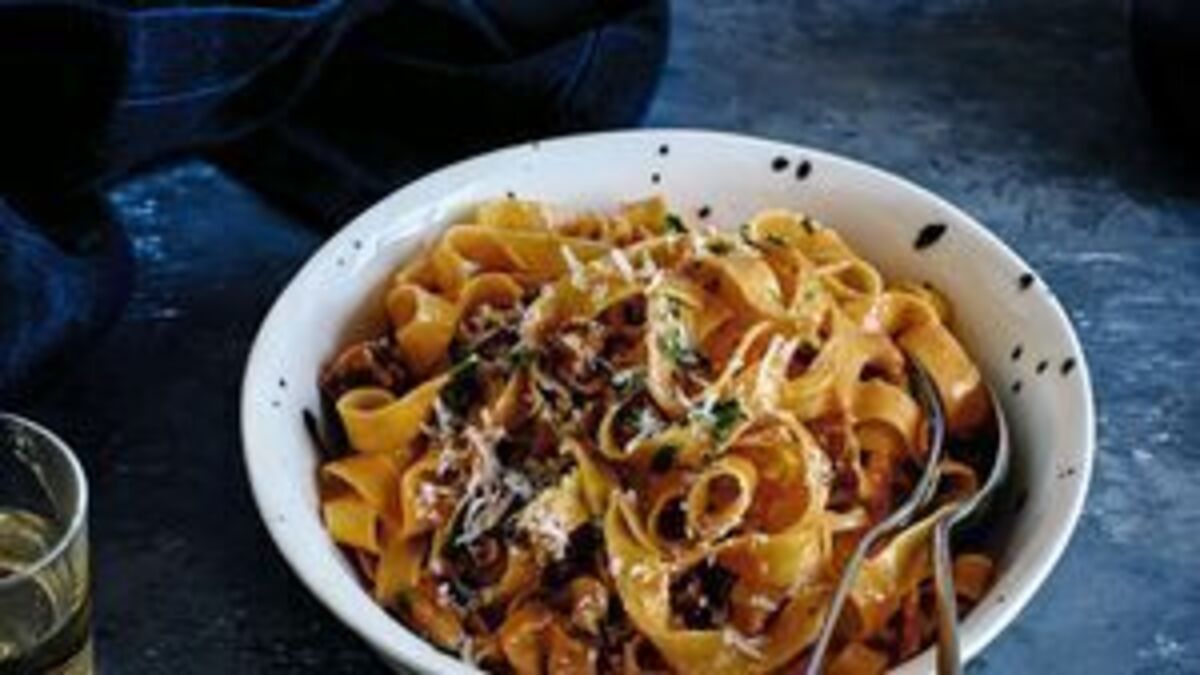 One-Pot Pasta with Tomato and Chorizo